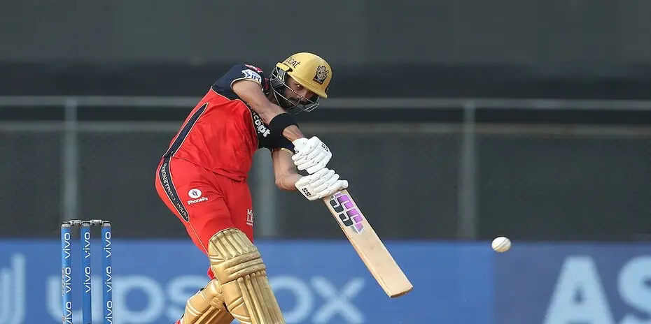RCB vs CSK Live Score, IPL 2026: RCB Devdutt Padikkal, Virat Kohli और Phil Salt पर निर्भर है. 1 RCB VS CSK SUNDAY IPL 2026 MATCH